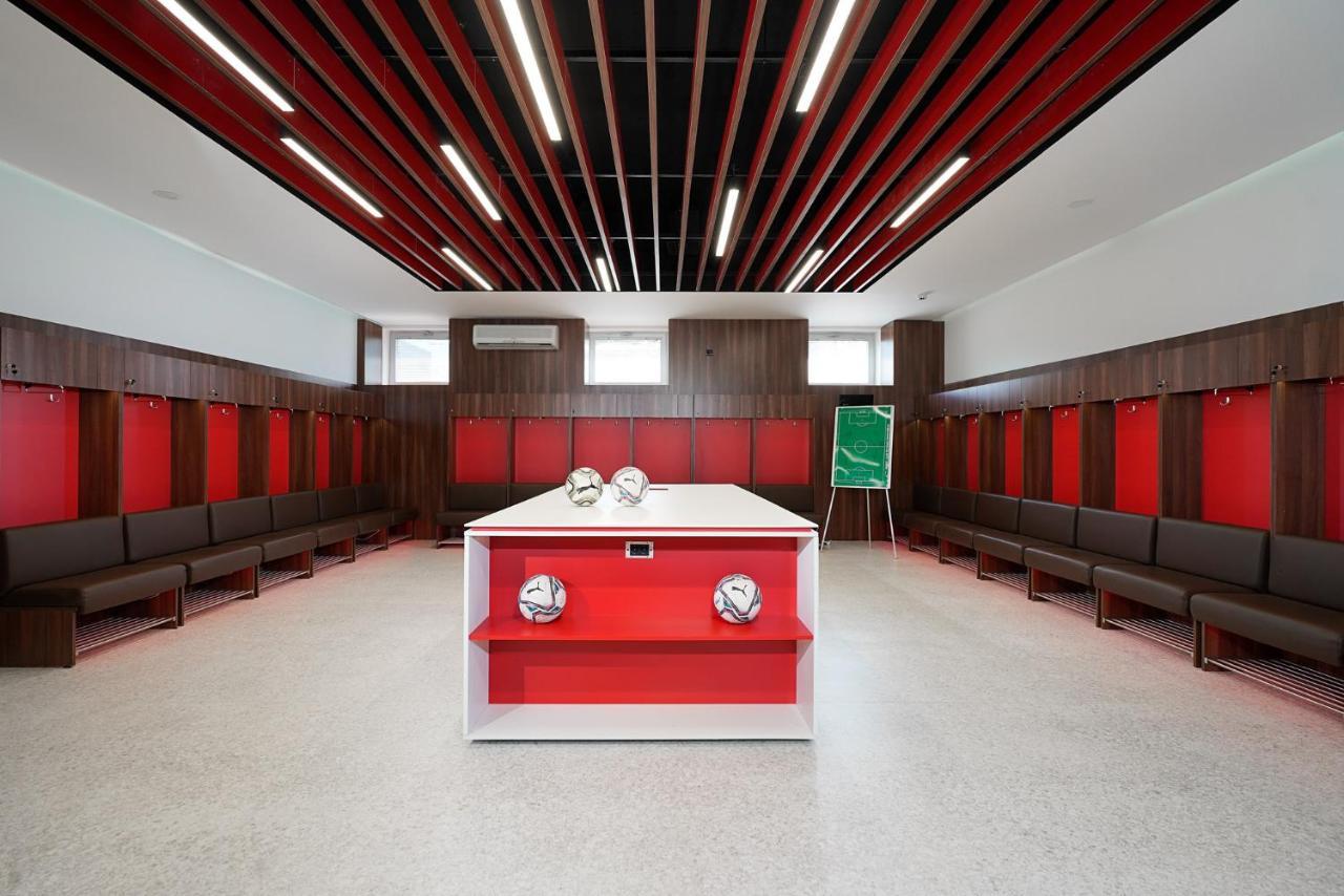 Hotel Srbija Lux Stara Pazova Extérieur photo